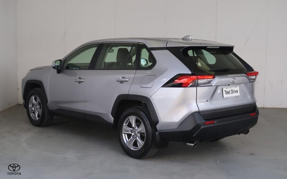 2024 Toyota RAV4 GX