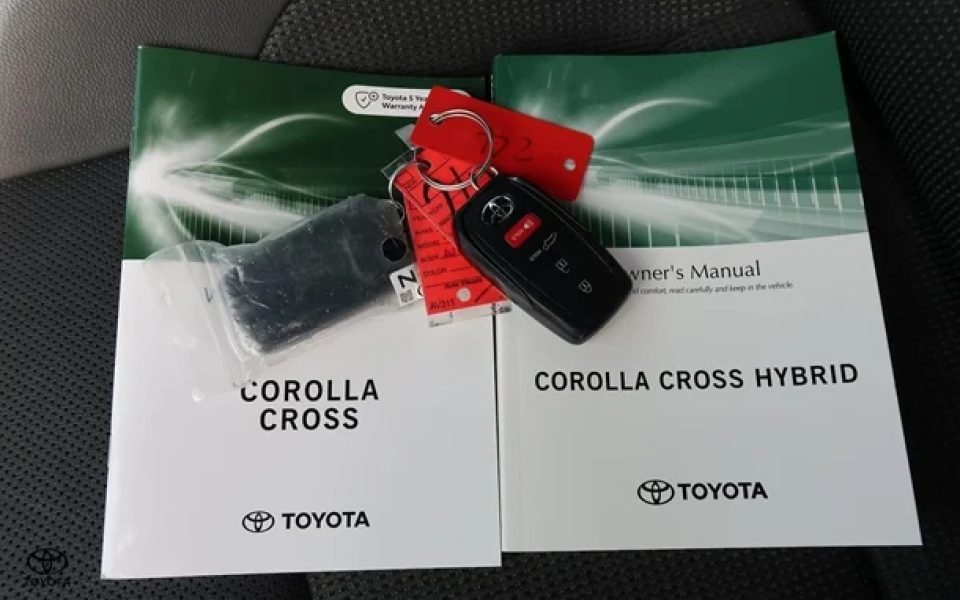 2025 Toyota Corolla Cross Atmos