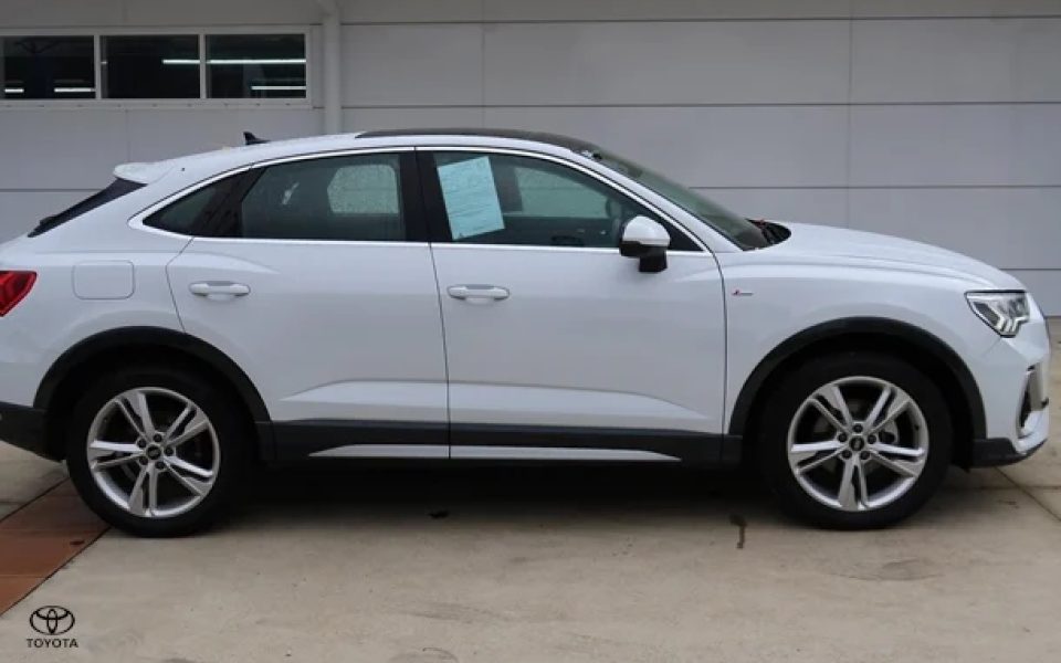 2023 Audi Q3 35 TFSI S line