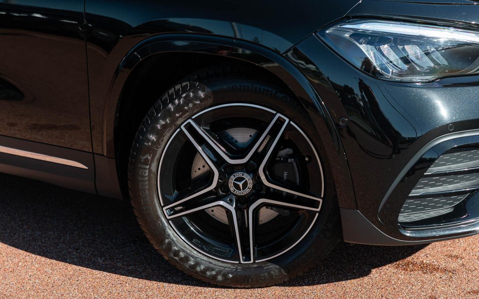 2025 Mercedes-Benz GLA-Class GLA200 Auto