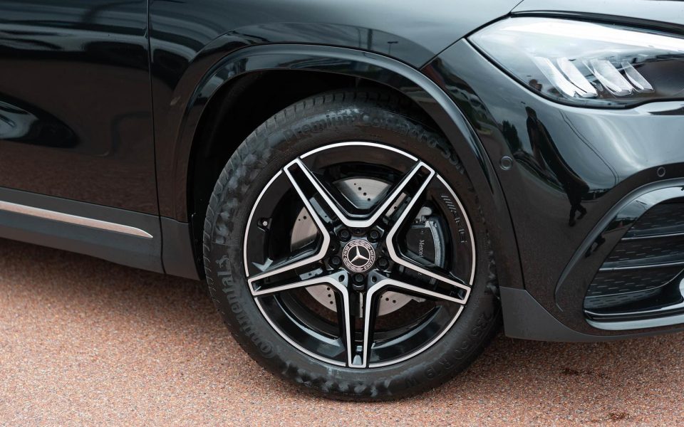 2025 Mercedes-Benz GLA-Class GLA200 Auto