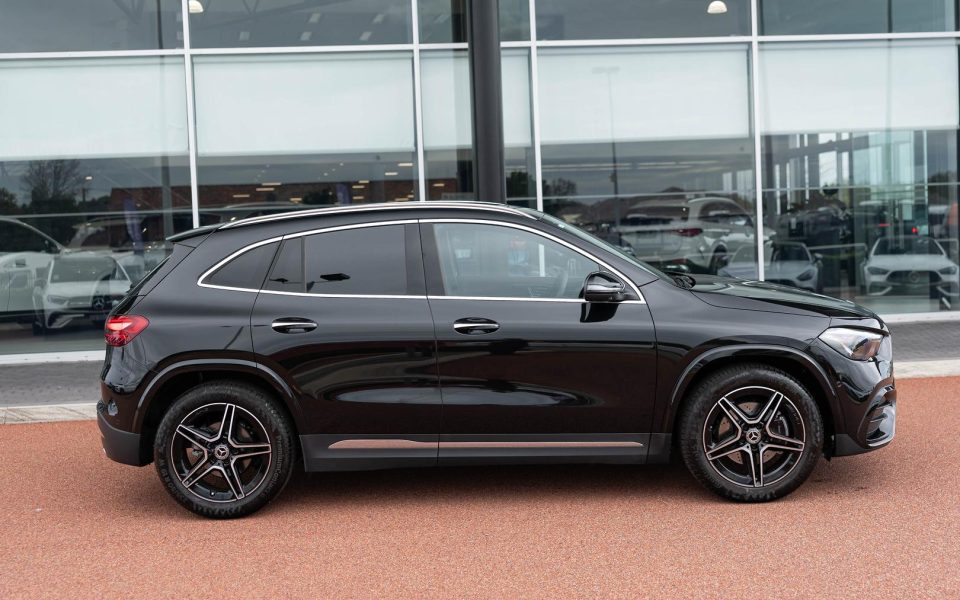 2025 Mercedes-Benz GLA-Class GLA200 Auto