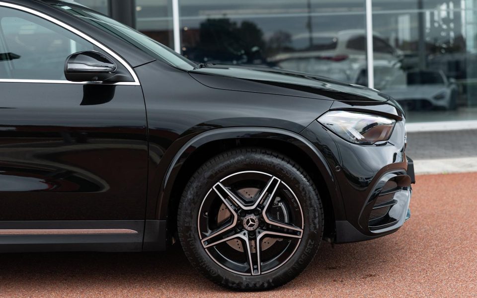 2025 Mercedes-Benz GLA-Class GLA200 Auto