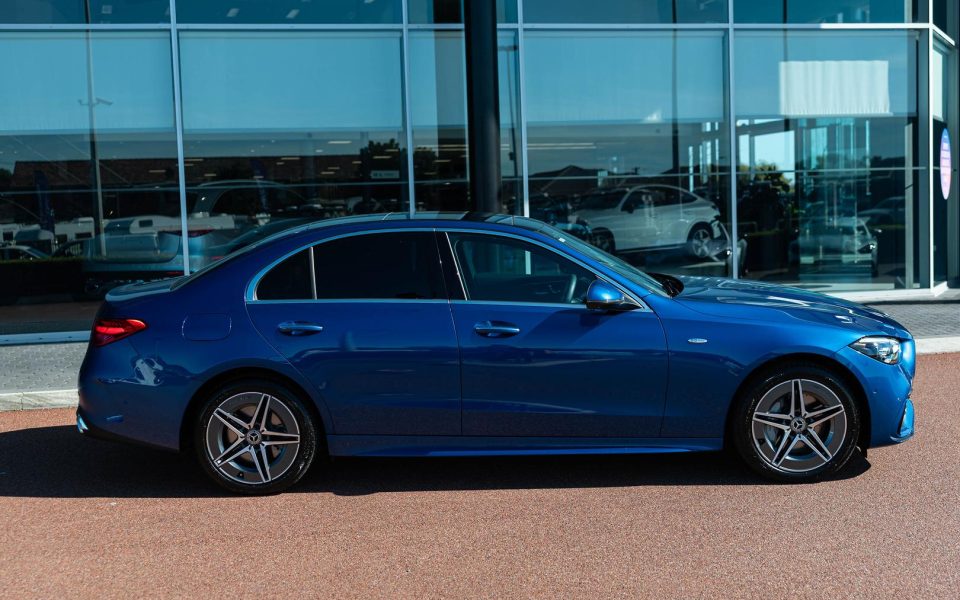 2025 Mercedes-Benz C-Class C350 e Auto
