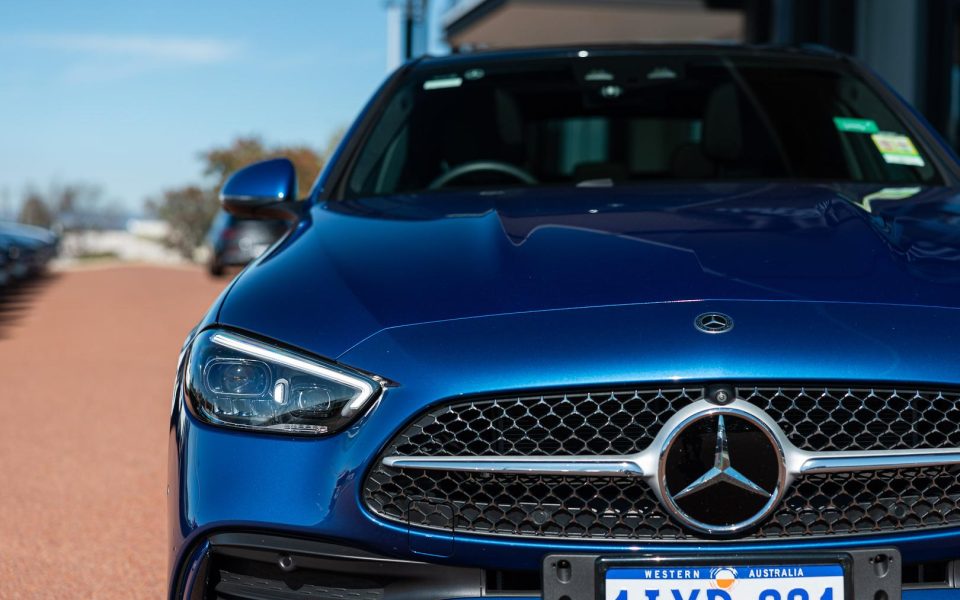 2025 Mercedes-Benz C-Class C350 e Auto