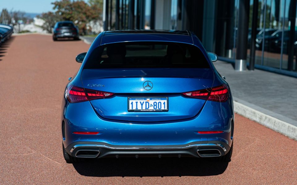 2025 Mercedes-Benz C-Class C350 e Auto
