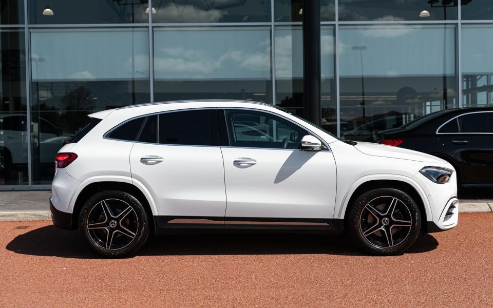 2025 Mercedes-Benz GLA-Class GLA200 Auto