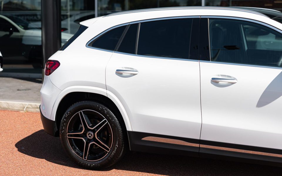 2025 Mercedes-Benz GLA-Class GLA200 Auto
