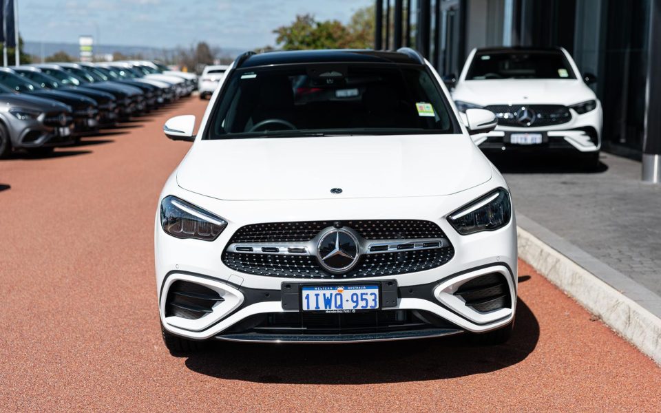 2025 Mercedes-Benz GLA-Class GLA200 Auto