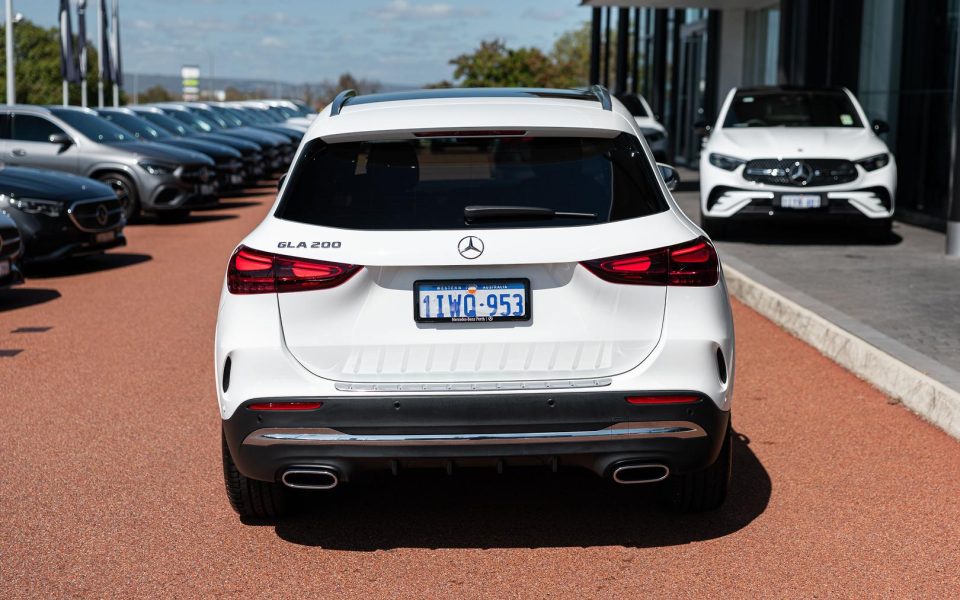 2025 Mercedes-Benz GLA-Class GLA200 Auto