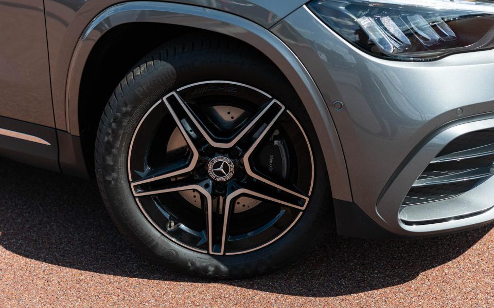 2025 Mercedes-Benz GLA-Class GLA200 Auto