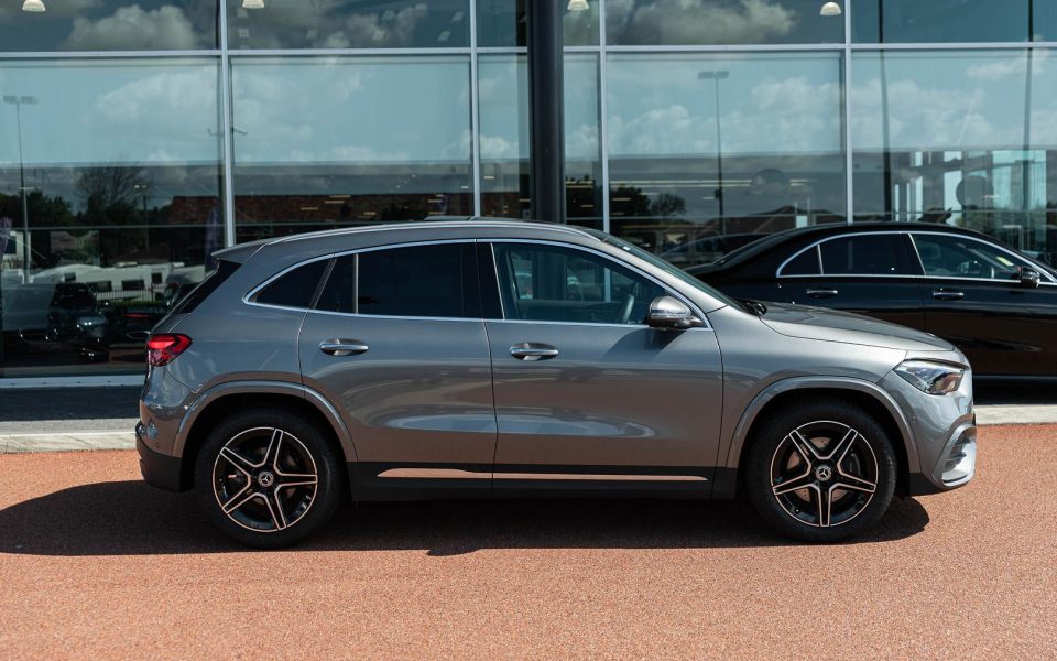2025 Mercedes-Benz GLA-Class GLA200 Auto