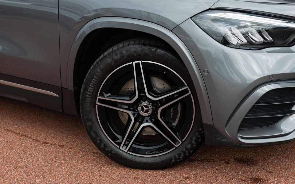 2025 Mercedes-Benz GLA-Class GLA200 Auto