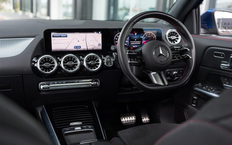 2025 Mercedes-Benz GLA-Class GLA200 Auto