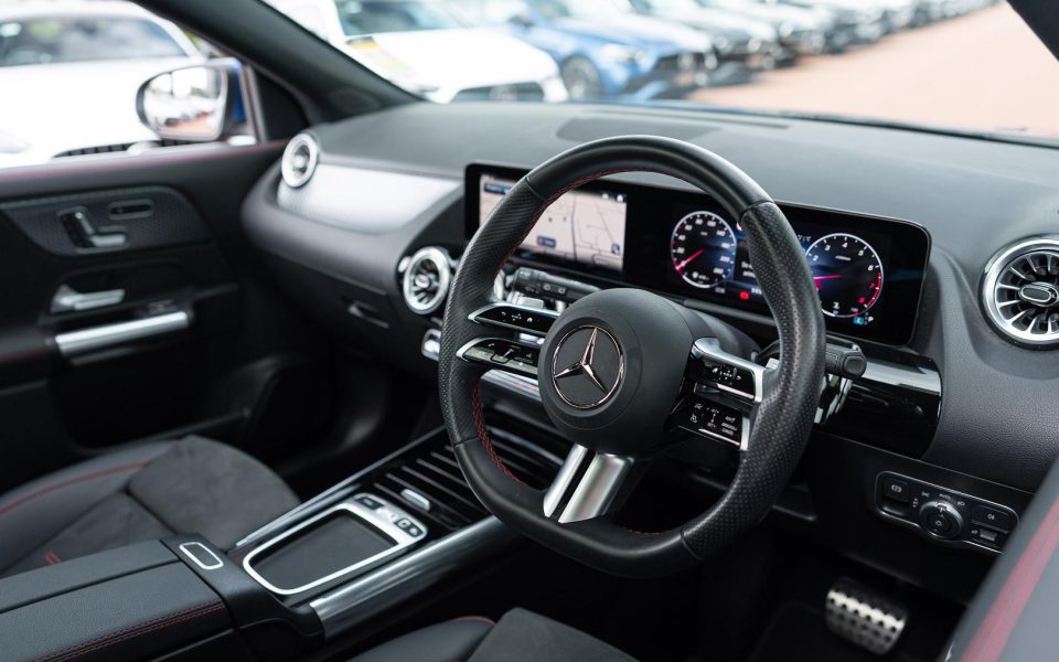 2025 Mercedes-Benz GLA-Class GLA200 Auto