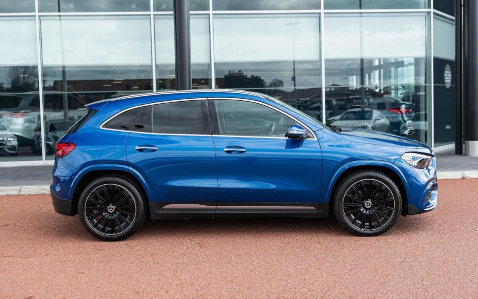 2025 Mercedes-Benz GLA-Class GLA200 Auto