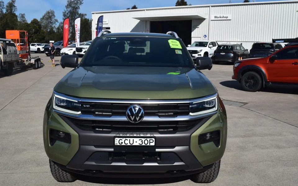 2026 Volkswagen Amarok NF MY26 TDI600 4MOTION Perm PanAmericana Reed Green Metallic 10 Speed