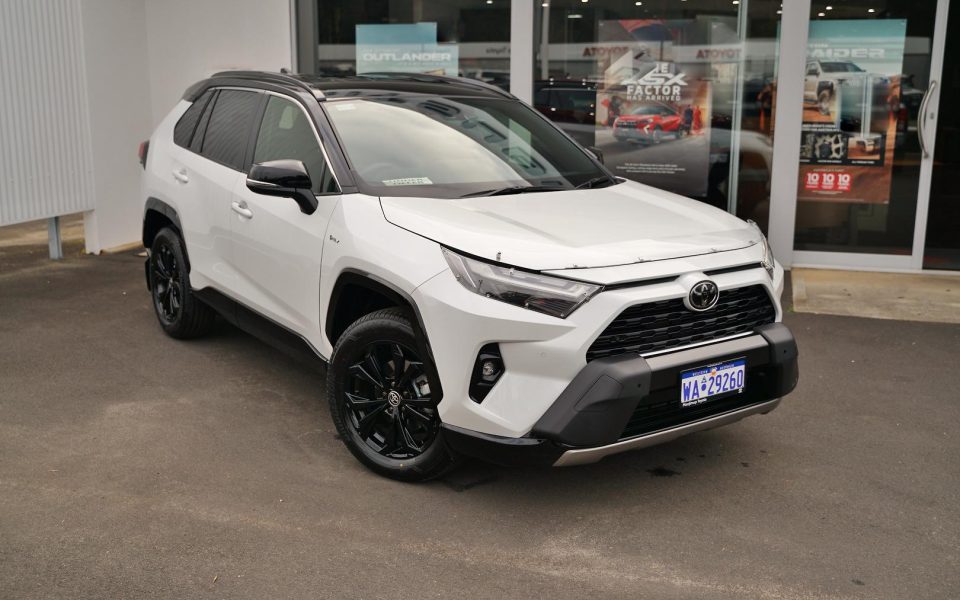 2025 Toyota RAV4 XSE AWD